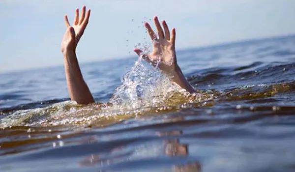 Uttar Pradesh: सरयू नदी में स्नान करते समय 2 किशोर डूबे