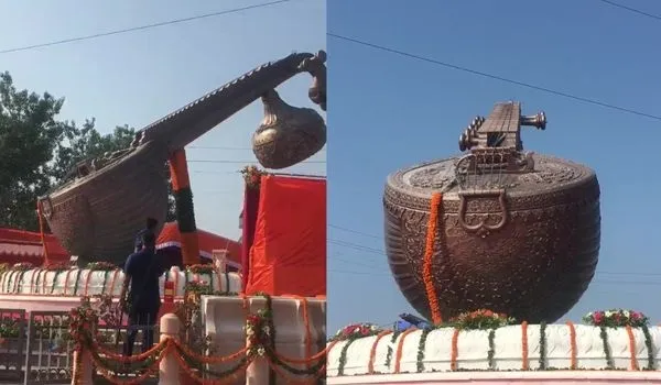 मुख्यमंत्री योगी आदित्यनाथ ने लता मंगेशकर चौक का किया उद्घाटन, 12 मीटर ऊंची वीणा स्थापित की गई