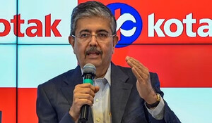Kotak Mahindra Bank के उदय कोटक ने मैनेजिंग डायरेक्टर एंड CEO पद से दिया इस्तीफा, अब दीपक गुप्ता संभालेंगे कार्यभार