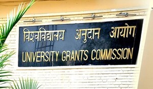 UGC ने विश्वविद्यालयों के लिए जारी की नई 'आधार' गाइडलाइन, जानिए डिटेल्स