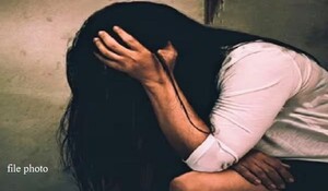 Dholpur News: सो रही महिला के साथ घर में घुसकर किया दुष्कर्म, मंगलसूत्र और 20 हजार रुपए छीनकर आरोपी फरार