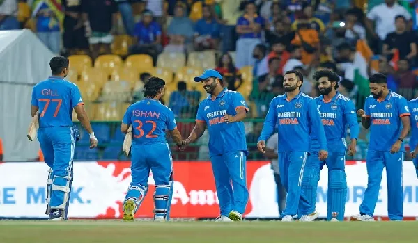 IND vs AUS: भारत-ऑस्ट्रेलिया के बीच कल होगा सीरीज का आगाज, इस बड़े बदलाव के साथ उतर सकती है टीम इंडिया