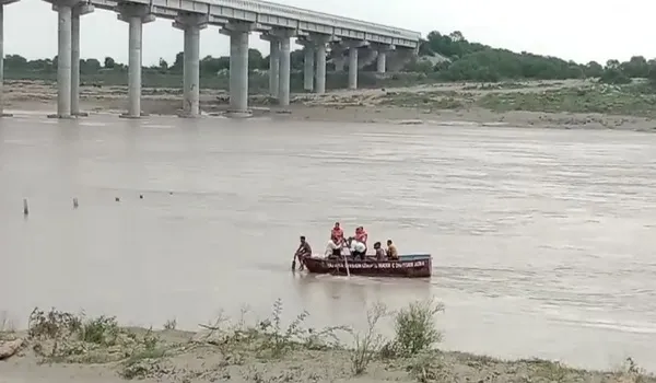 VIDEO: धौलपुर में चंबल नदी में नहाने गए 6 युवक डूबे, 3 को किया रेस्क्यू, तीन युवकों की तलाश जारी