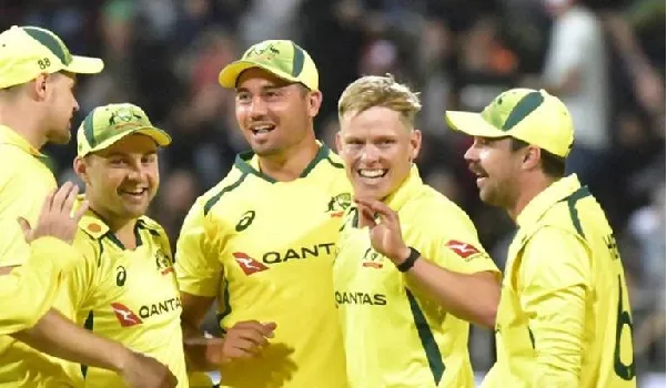 IND vs AUS: भारत के खिलाफ दूसरे मुकाबले में ऑस्ट्रेलिया कर सकती है बड़े बदलाव, मिचेल स्टार्क समेत ये दिग्गज होंगे टीम में शामिल