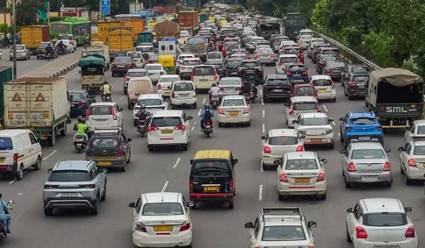 गुजरात सरकार का फैसला, गुजरात में दिवाली के दौरान यातायात नियमों का उल्लंघन करने पर नहीं लगेगा जुर्माना