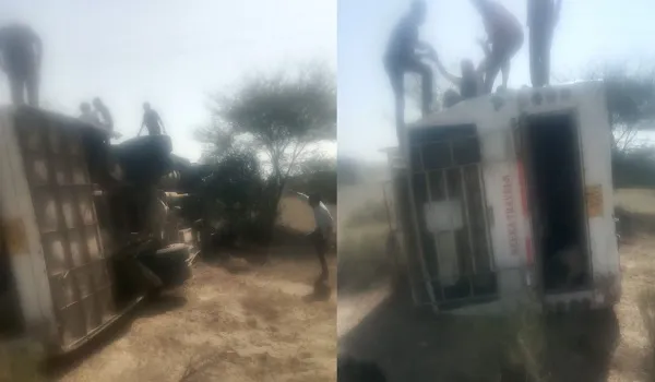 Jaisalmer News: स्टेयरिंग फेल होने से पलटी प्राइवेट बस, 2 दर्जन से ज्यादा यात्री हुए घायल, पोछीना से जैसलमेर आते समय हुआ हादसा