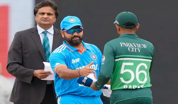 IND vs PAK: वर्ल्ड कप में भारत-पाकिस्तान के बीच टक्कर कल, हेड टू हेड के आंकड़े देख रह जायेंगे हैरान