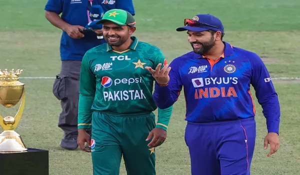 IND vs PAK: भारत के खिलाफ मुकाबले में जीत की चुनौती से लड़ेगी पाकिस्तान, जानें पिच रिपोर्ट समेत मौसम का मिजाज