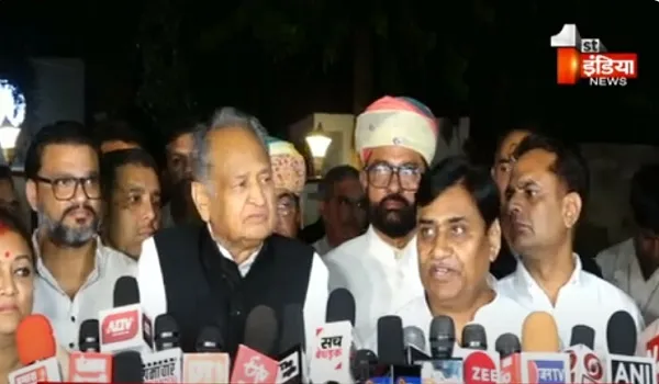 VIDEO: मुख्यमंत्री अशोक गहलोत ने साधा बीजेपी पर निशाना, कहा-BJP ने हमेशा प्रदेशों में सरकारें गिराने का किया है काम