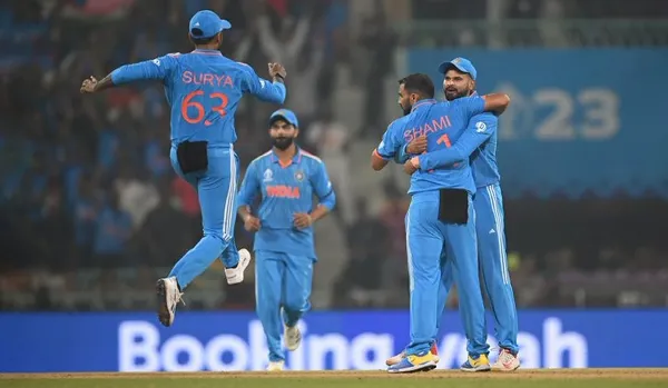 IND vs ENG: भारत ने वर्ल्ड कप में लगाया जीत का सिक्सर, लो स्कोरिंग मुकाबले में इंग्लैंड टीम को 100 रनों से दी मात