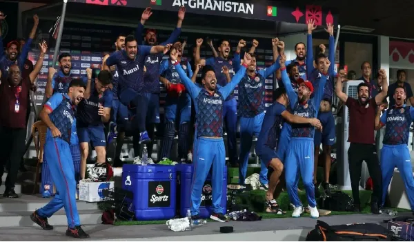 AFG vs SL: अफगानिस्तान ने श्रीलंका को चटाई धूल, वर्ल्ड कप में तीसरी जीत के साथ सेमिफाइनल की उम्मीद को रखा जिंदा