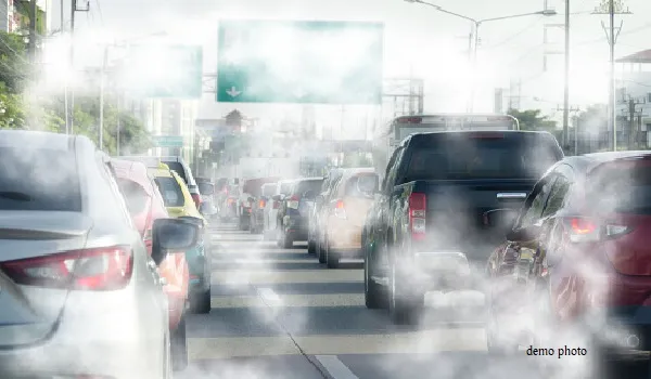 वायु गुणवत्ता: दिल्ली-एनसीआर में डीजल वाहन चलाने, राजधानी में ट्रकों के प्रवेश पर प्रतिबंध