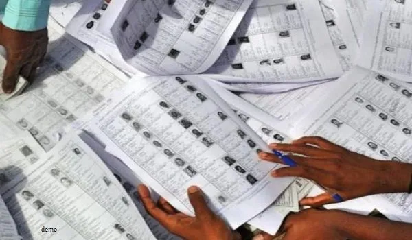 Rajasthan News: मतदाता सूची में नाम जोड़ने व संशोधन के लिए तीन लाख से अधिक आवेदन, 8 दिसंबर तक चलेगा अभियान