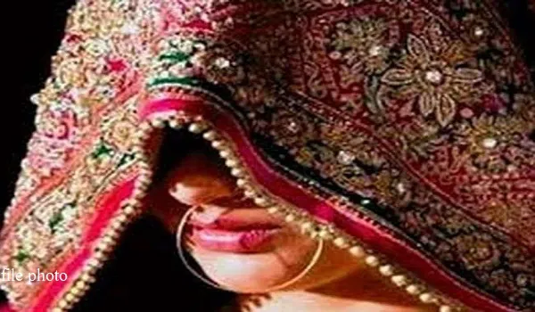 Alwar News: शादी के बाद लुटेरी दुल्हन ने ससुराल में किया हाथ साफ, जाने पूरा मामला