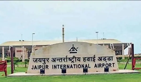 VIDEO: चुनावी सीजन में नेताओं के हवाई दौरे, जयपुर एयरपोर्ट पर बढ़ी नेताओं की आवाजाही, देखिए ये खास रिपोर्ट