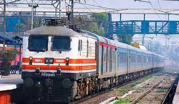 Rajasthan News: दिसम्बर में रेल यात्रा जरा संभल कर, रेल यात्रियों को होगी भारी परेशानी