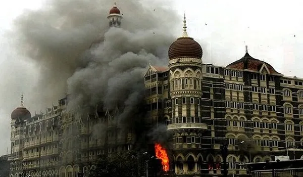 26/11 Attack: मुंबई में हुए आतंकवादी हमले की 15वीं बरसी आज, शहीदों को दी गई श्रद्धांजलि