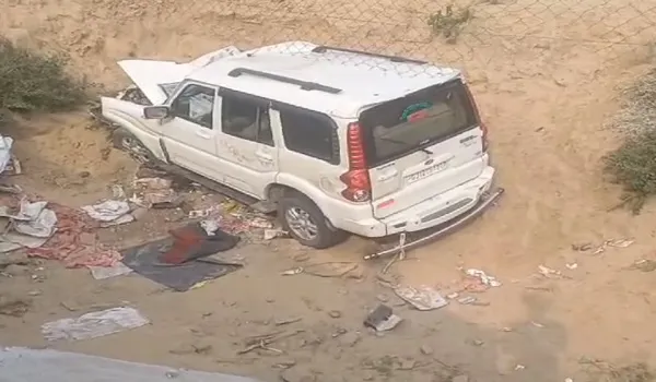 Rajasthan News: बाड़मेर में अनियंत्रित होकर खाई में गिरी स्कार्पियो, CID-BI के इंस्पेक्टर और ड्राइवर की मौत, एक घायल