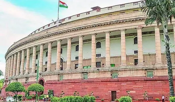 संसद के शीतकालीन सत्र में आरक्षण, सीमा और आर्थिक हालात के मुद्दों पर चर्चा की मांग करेगी कांग्रेस