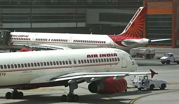 Cabin Crew की कमी से जूझ रही Air India, दिल्ली-सैन फ्रांसिस्को उड़ानें रद्द