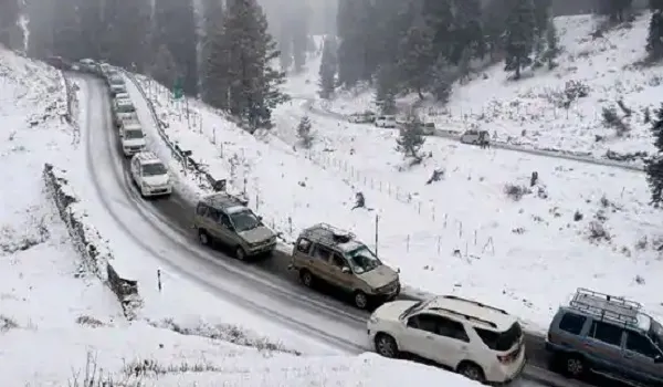 कश्मीर में कुछ स्थानों पर न्यूनतम तापमान में सुधार, कंपा देने वाली सर्दी से मिली राहत 